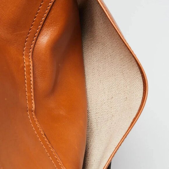 Chloe Clay Brown Shiny Leather Medium Camera Bag - Picture 11 of 12